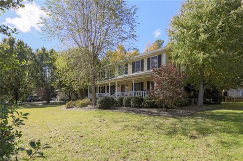 925 Shamrock Rd, High Point, NC 27265 photo 5
