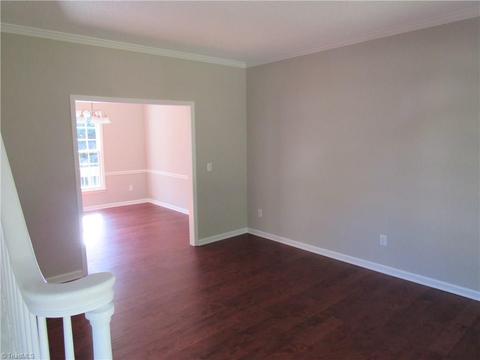 154 Leeds Ln, King, NC 27021 photo 2
