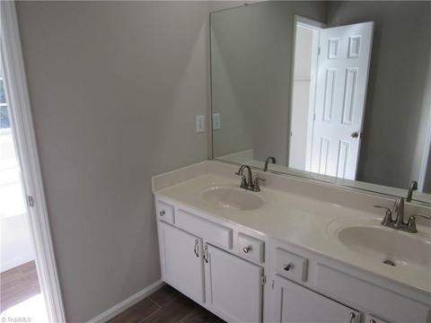 154 Leeds Ln, King, NC 27021 photo 12