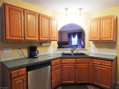 143 Covington Dr, Advance, NC 27006 photo 8