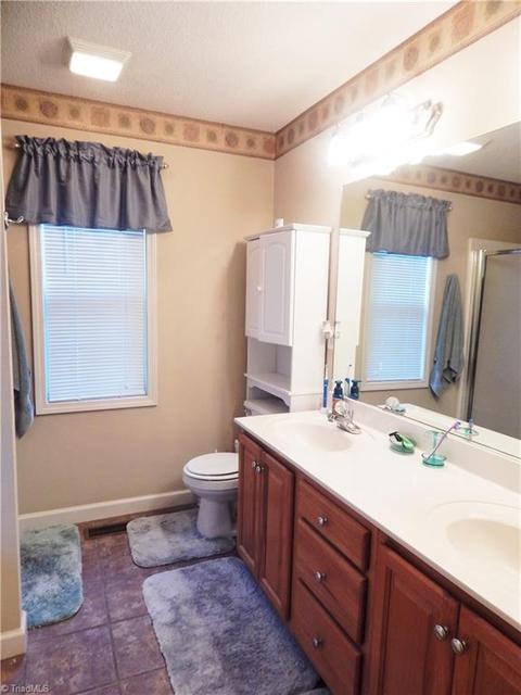 143 Covington Dr, Advance, NC 27006 photo 13