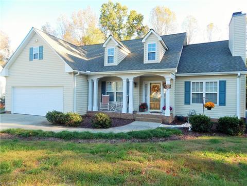 143 Covington Dr, Advance, NC 27006 photo 1