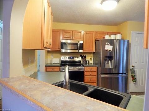 143 Covington Dr, Advance, NC 27006 photo 6