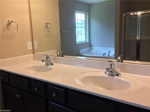 915 Old Towne Dr, Elon, NC 27244 photo 10