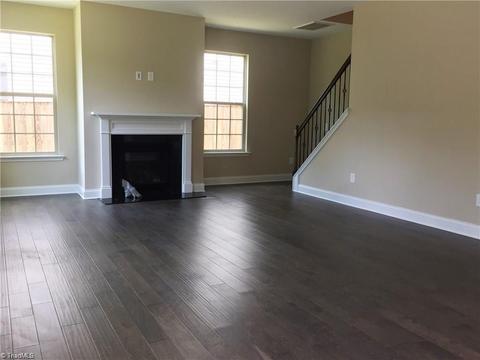 915 Old Towne Dr, Elon, NC 27244 photo 4