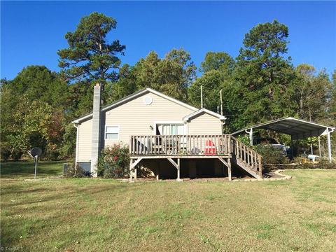 318 B R Hunt Rd, Lexington, NC 27295 photo 3