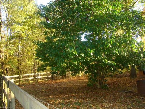 1256 Mock Rd, High Point, NC 27265 photo 4