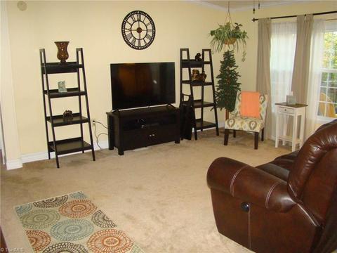1256 Mock Rd, High Point, NC 27265 photo 8
