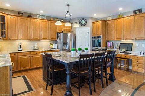 8413 Chartwell Dr, Oak Ridge, NC 27310 photo 11