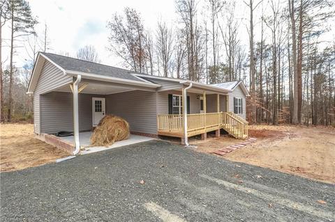 5228 Kimberly Ln, Trinity, NC 27370 photo 3