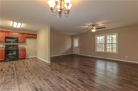 5228 Kimberly Ln, Trinity, NC 27370 photo 9