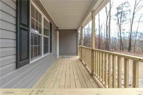 5228 Kimberly Ln, Trinity, NC 27370 photo 4