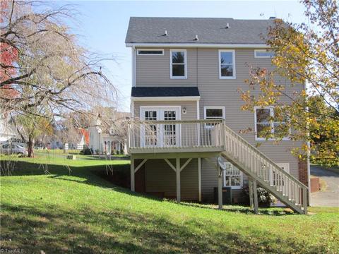 105 Hanover Ct, King, NC 27021 photo 7