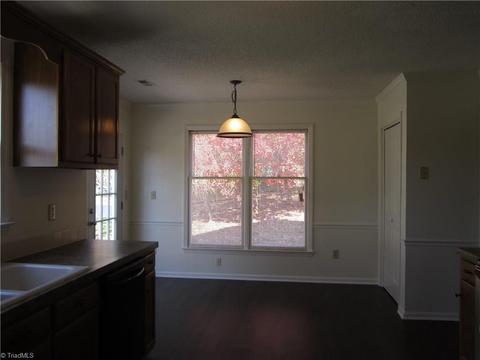 105 Hanover Ct, King, NC 27021 photo 15