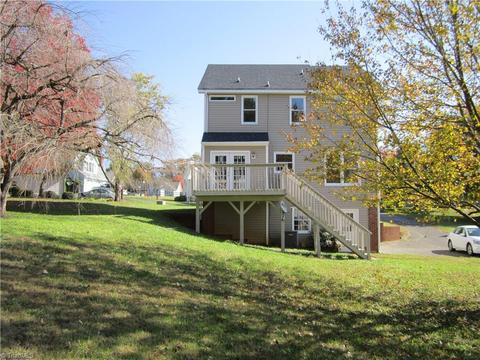 105 Hanover Ct, King, NC 27021 photo 6