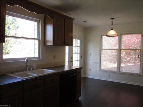 105 Hanover Ct, King, NC 27021 photo 20