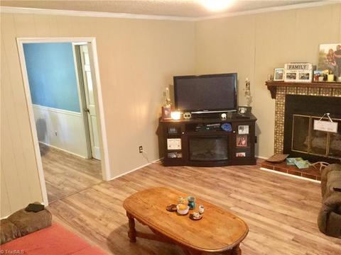4649 Pineview Dr, Trinity, NC 27370 photo 14