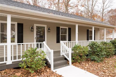 4416 Hunters Run, Trinity, NC 27370 photo 3