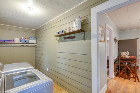 302 South St, Elkin, NC 28621 photo 8