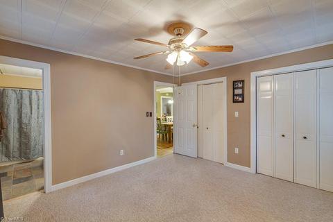 302 South St, Elkin, NC 28621 photo 14