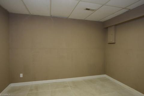 314 Old Mill Rd, High Point, NC 27265 photo 12