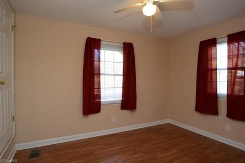 314 Old Mill Rd, High Point, NC 27265 photo 10