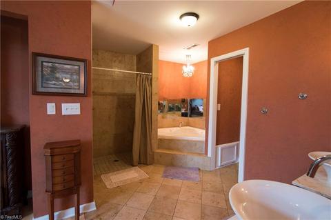910 Carson Rd, Pilot Mountain, NC 27041 photo 17