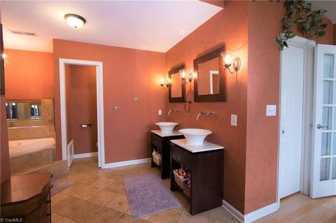 910 Carson Rd, Pilot Mountain, NC 27041 photo 18