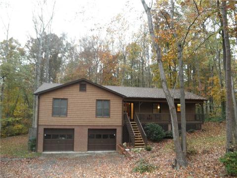 607 Robin Ln, Archdale, NC 27263 photo 1