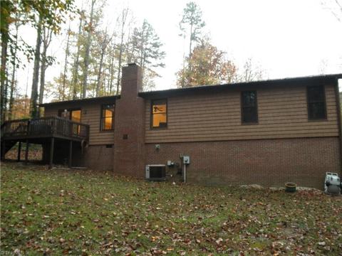 607 Robin Ln, Archdale, NC 27263 photo 4