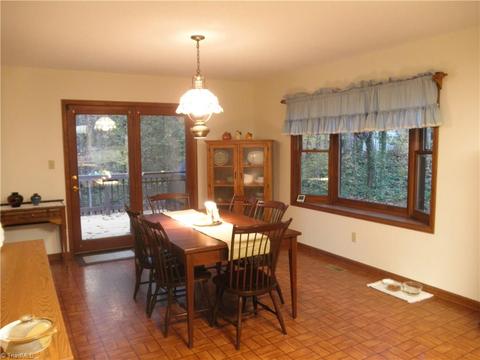 607 Robin Ln, Archdale, NC 27263 photo 11