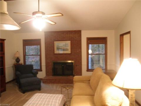607 Robin Ln, Archdale, NC 27263 photo 17