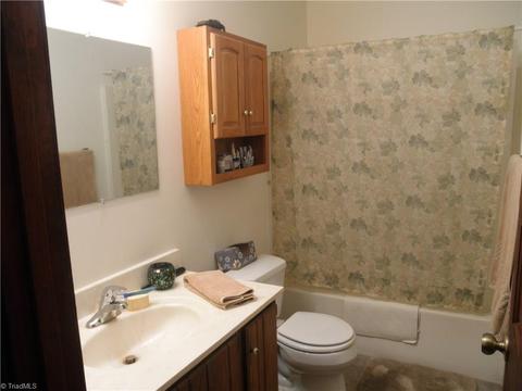 607 Robin Ln, Archdale, NC 27263 photo 15