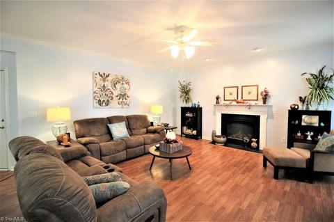1841 Runner Stone Dr, High Point, NC 27265 photo 5