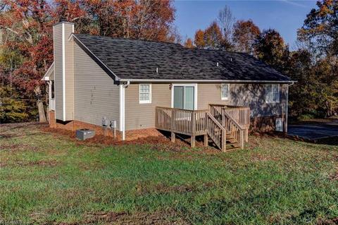 318 N Main St, King, NC 27021 photo 29