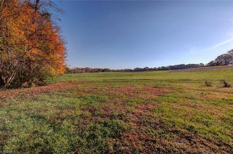 318 N Main St, King, NC 27021 photo 27