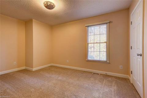 318 N Main St, King, NC 27021 photo 13
