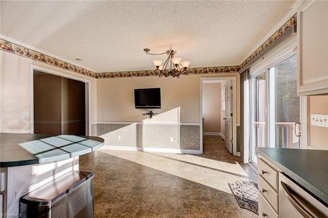 318 N Main St, King, NC 27021 photo 4