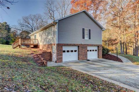 318 N Main St, King, NC 27021 photo 12