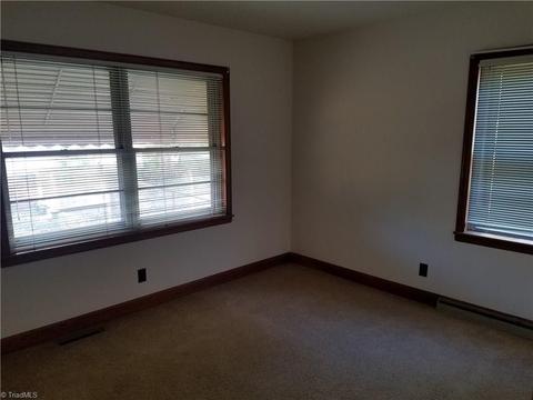 1200 Terrell Dr, High Point, NC 27262 photo 11