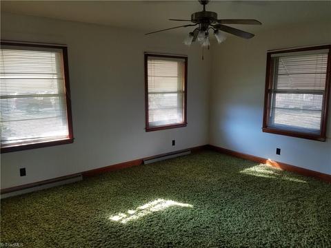 1200 Terrell Dr, High Point, NC 27262 photo 12