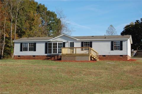 6642 Nancy Ln, Trinity, NC 27370 photo 1