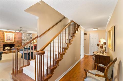 1900 Lazy Ln, High Point, NC 27265 photo 3