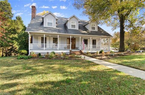 1900 Lazy Ln, High Point, NC 27265 photo 1
