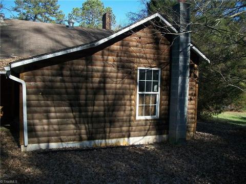 3085 Flat Swamp Rd, Denton, NC 27239 photo 2