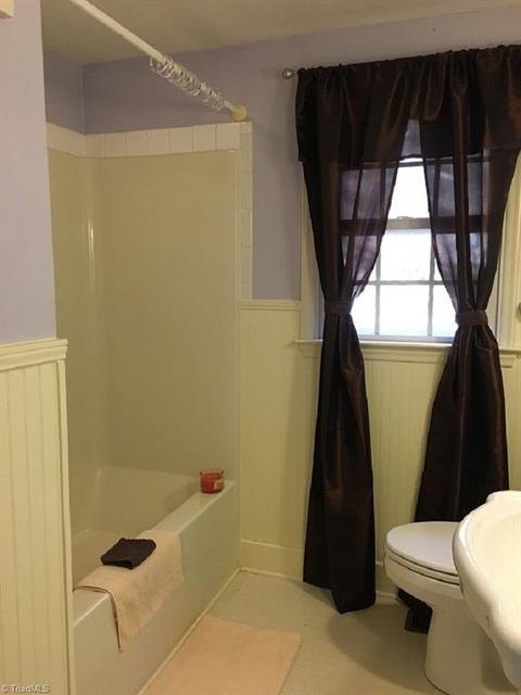 328 Pumpkin Run Rd, Purlear, NC 28665 photo 1