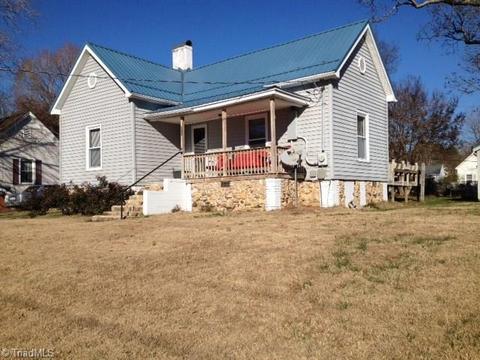 131 Main St, Cooleemee, NC 27014 photo 1