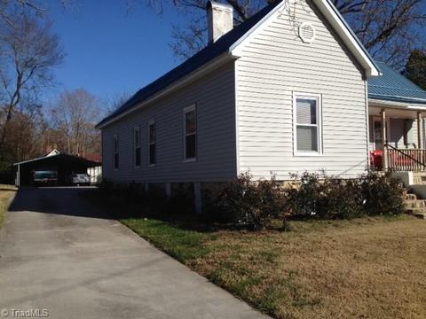131 Main St, Cooleemee, NC 27014 photo 5