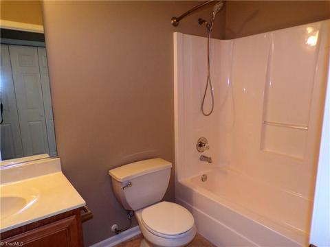 1101 Wesson Ct, High Point, NC 27265 photo 25