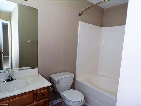 1101 Wesson Ct, High Point, NC 27265 photo 19